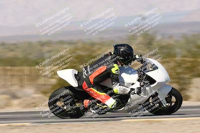 media/Dec-04-2025-Racers Edge (Thu) [[5ebc9f124d]]/3-B Group/5-Session 2 Turn 2 inside Speed Pans/